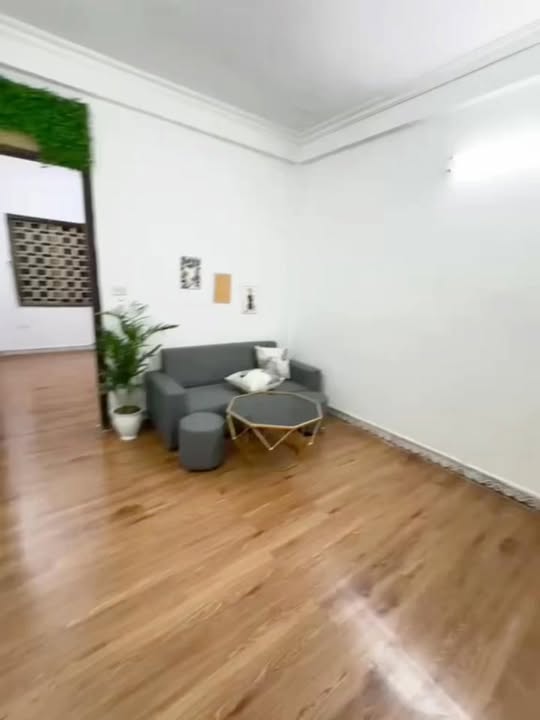 Căn hộ cho thuê 90 Hoa Bằng 1N1K giá 4 triệu - Không chung chủ, tiện nghi đầy đủ!