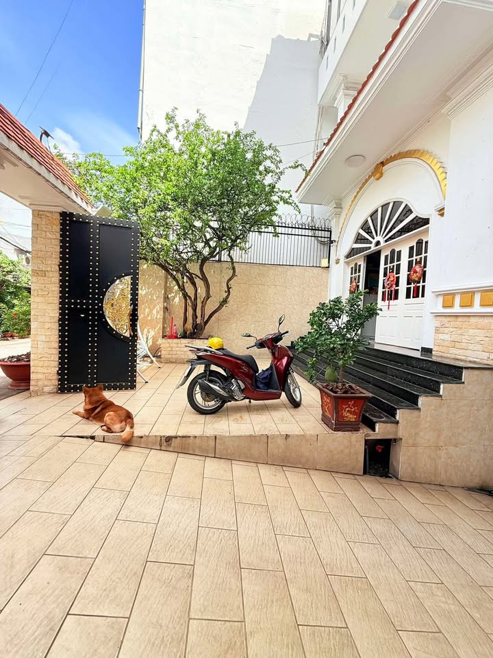 Biệt thự Cộng Hòa Tân Bình 238m² giá 69 tỷ - Ô tô tránh, gần sân bay!