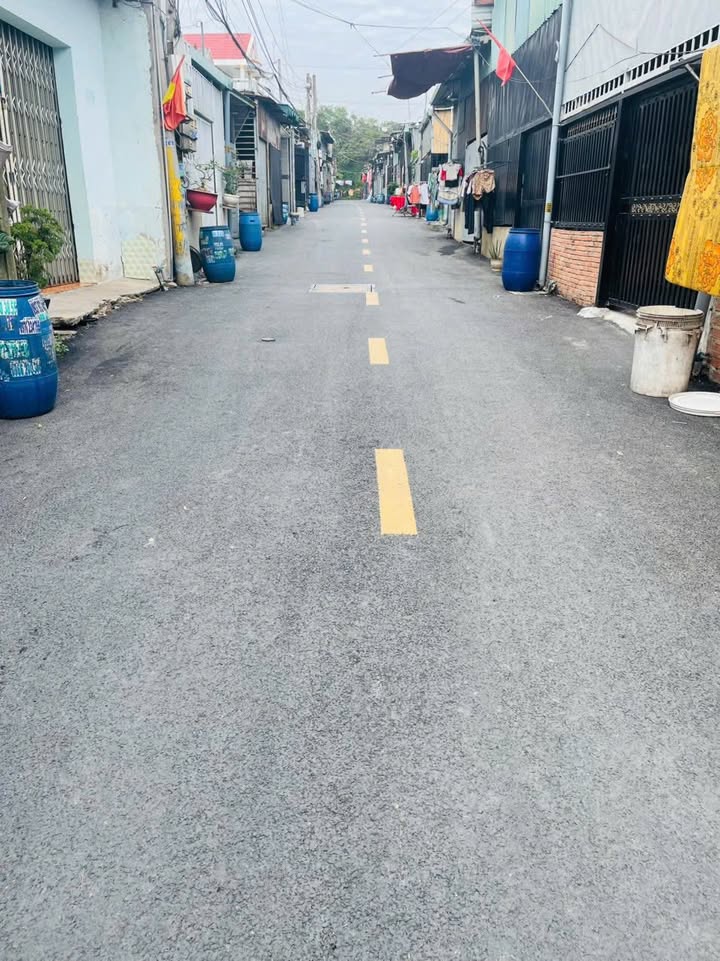 Nhà cấp 4 Tân Bình Dĩ An 56m² giá 1.6 tỷ - Chính chủ, thương lượng tốt!