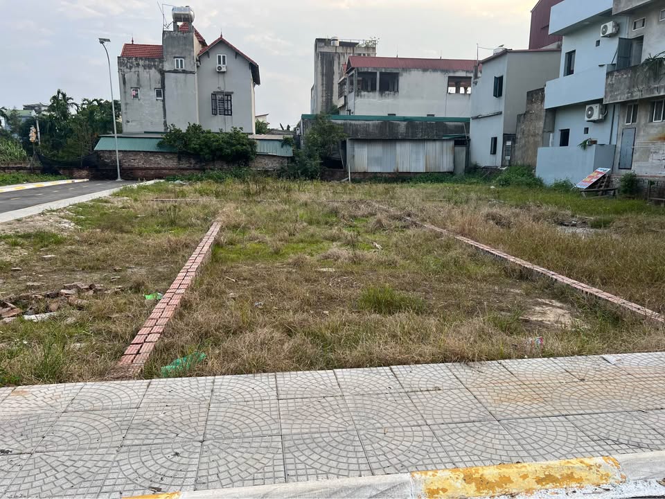 Đất Vân Trì Đông Anh 200m² - Cơ hội đầu tư hấp dẫn gần đầm Vân Trì!