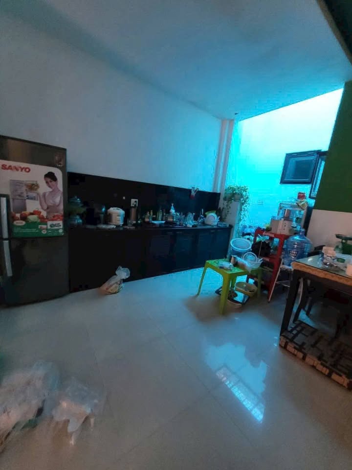 Nhà lầu đường Nguyễn Phúc Nguyên, Phú Thủy 100m² giá 5.6 tỷ - Vị trí đẹp, tiện ích đầy đủ!