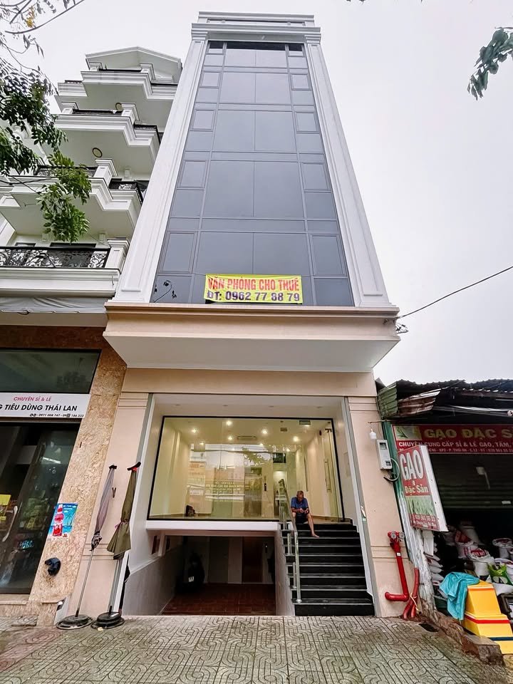 Nhà mặt tiền Lê Thị Riêng Quận 12 540m² giá 18.5 tỷ - Kinh doanh sầm uất!