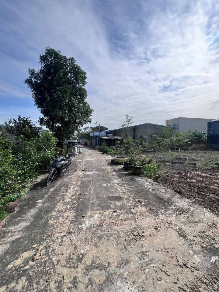 Đất nền Dương Sơn - Hoà Xuân 128m² giá 1.65 tỷ - Cơ hội đầu tư tuyệt vời!