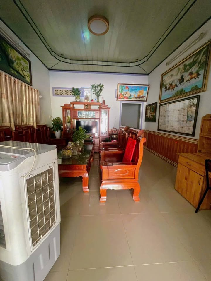 Nhà mặt tiền Kinh Doanh Phú Hòa, Thủ Dầu Một 105m² giá 5.5 tỷ - Đầu tư sinh lời ngay!