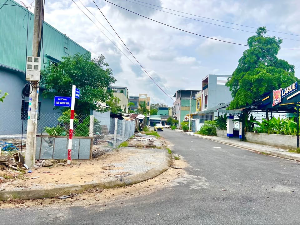 Đất nền Tam Kỳ 110m² giá 2.3 tỷ - Vị trí đắc địa, pháp lý rõ ràng!