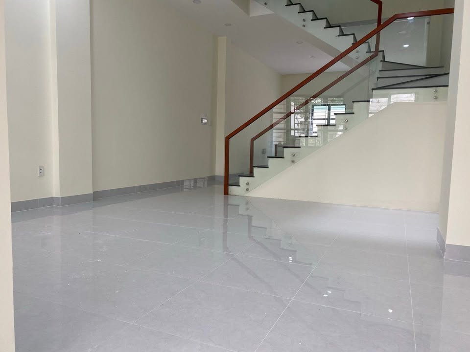 Cho thuê mặt bằng trệt Cityland Gò Vấp 40m² - Thích hợp làm showroom, văn phòng!