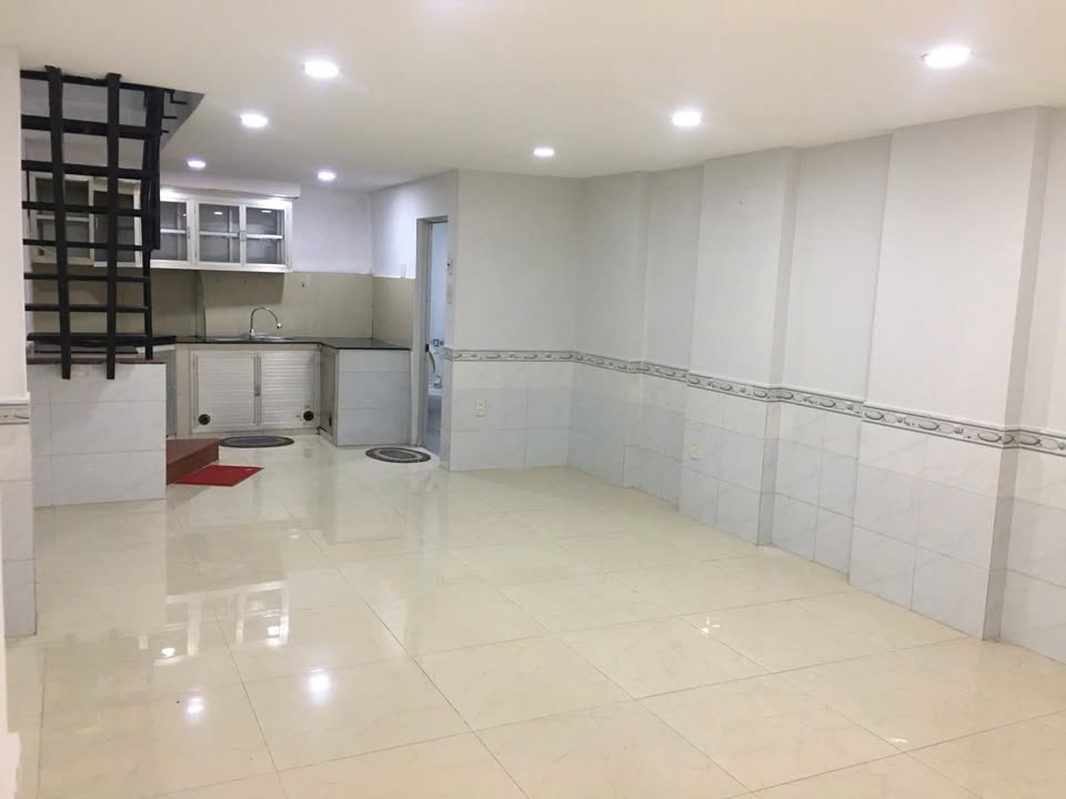 Nhà 2 tầng Xô Viết Nghệ Tĩnh, Bình Thạnh 36m² giá 4.7 tỷ - Hướng Tây Bắc, gần công viên!
