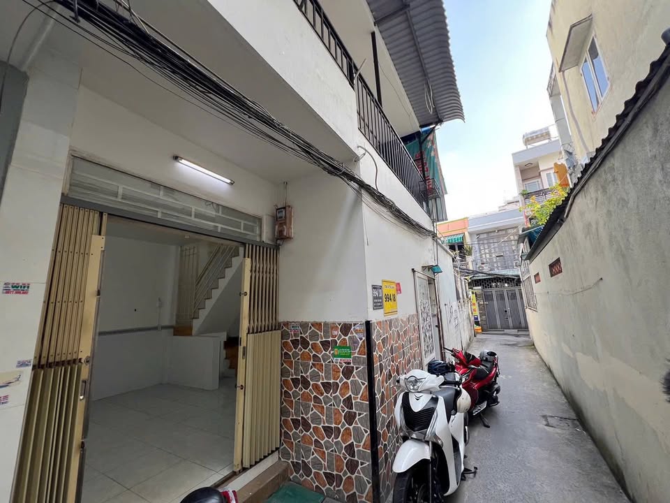 Nhà bán hẻm 994/18 Huỳnh Tấn Phát, Q7 - Diện tích 35.2m² giá 3.78 tỷ - Sổ hồng chính chủ, vào ở ngay!