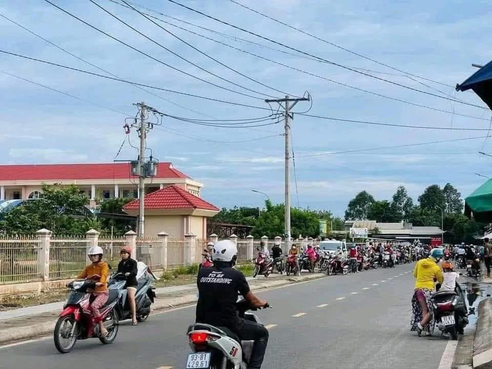 Đất nền khu phố 1 Minh Hưng 3000m² giá 700 triệu - Cơ hội đầu tư sinh lời!