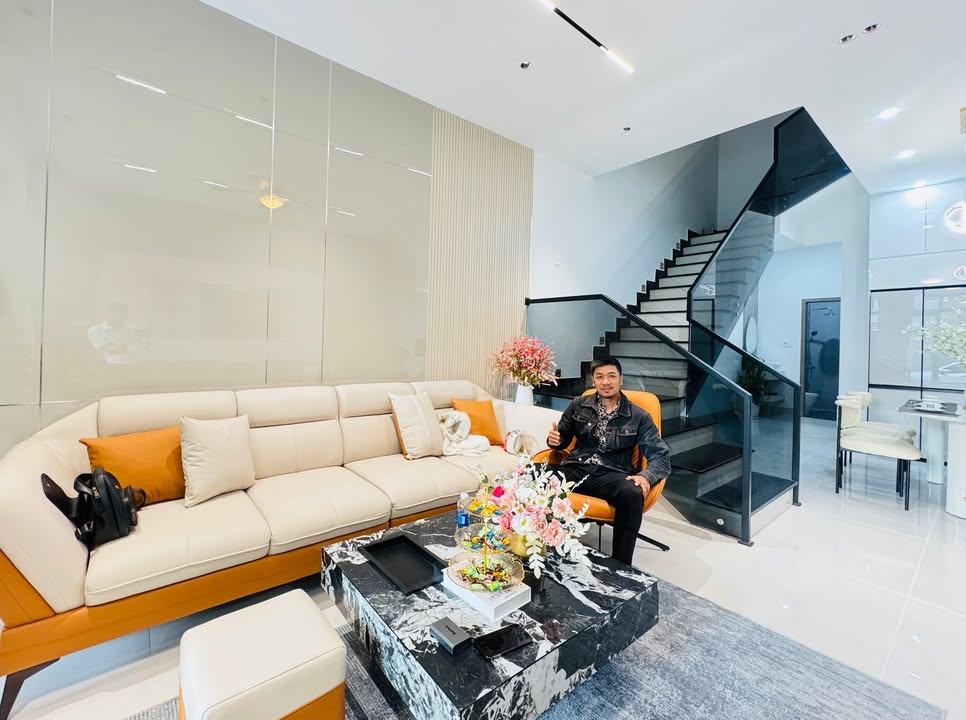 Nhà mặt tiền đường Nguyễn Viết Xuân, Đà Nẵng 87m² giá 7 tỷ - Vào ở ngay, full nội thất!