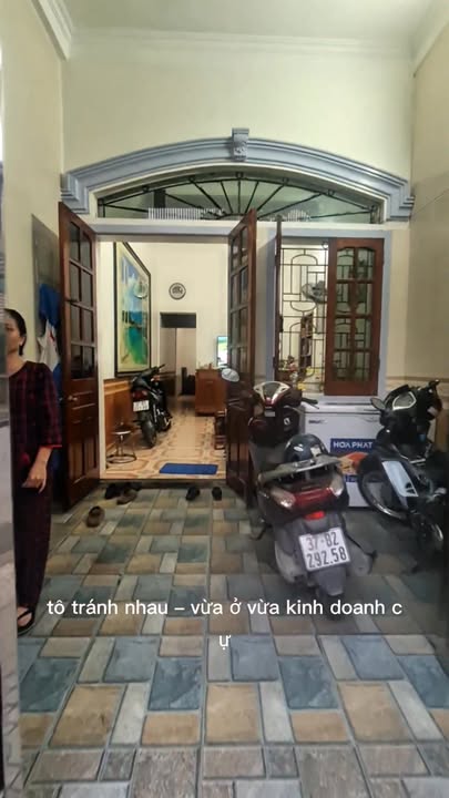 Nhà 2 tầng Phường Lê Lợi Vinh 58m² giá 4 tỷ - Vị trí đắc địa, thương lượng tốt!