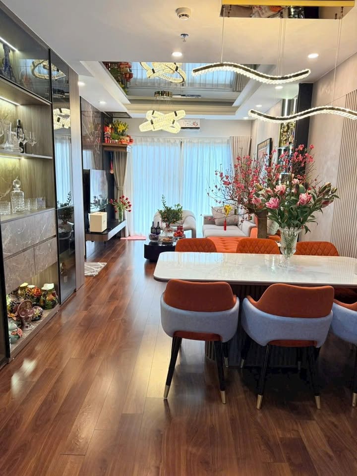 Căn hộ 71m² Ngọc Hồi, Thanh Trì giá 5.9 tỷ - Nội thất sang trọng, chỉ việc xách vali vào ở!