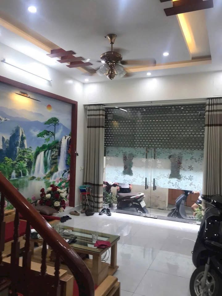 Nhà 3 tầng phố Lý Quốc Bảo 42m² giá 2 tỷ - Sẵn sàng vào ở ngay!