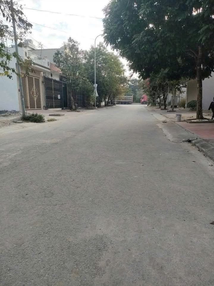 Lô đất Ba Đình, Bỉm Sơn 90m² giá 2 tỷ - Tiềm năng đầu tư tuyệt vời!