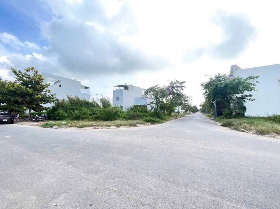 Đất nền góc đường B8, KDC Phú An 91m² giá 3.1 tỷ - Sổ hồng chính chủ!