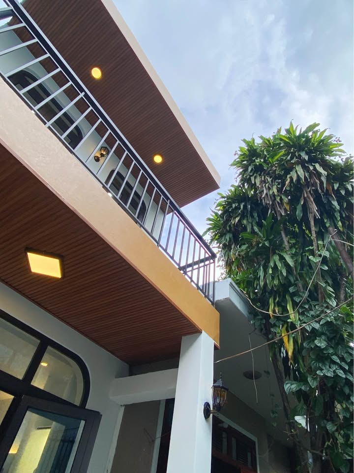 Nhà 2 Tầng Đẹp Trung Tâm Hải Châu, Đà Nẵng 70m² giá 4.45 tỷ - Nội Thất Sang Trọng!