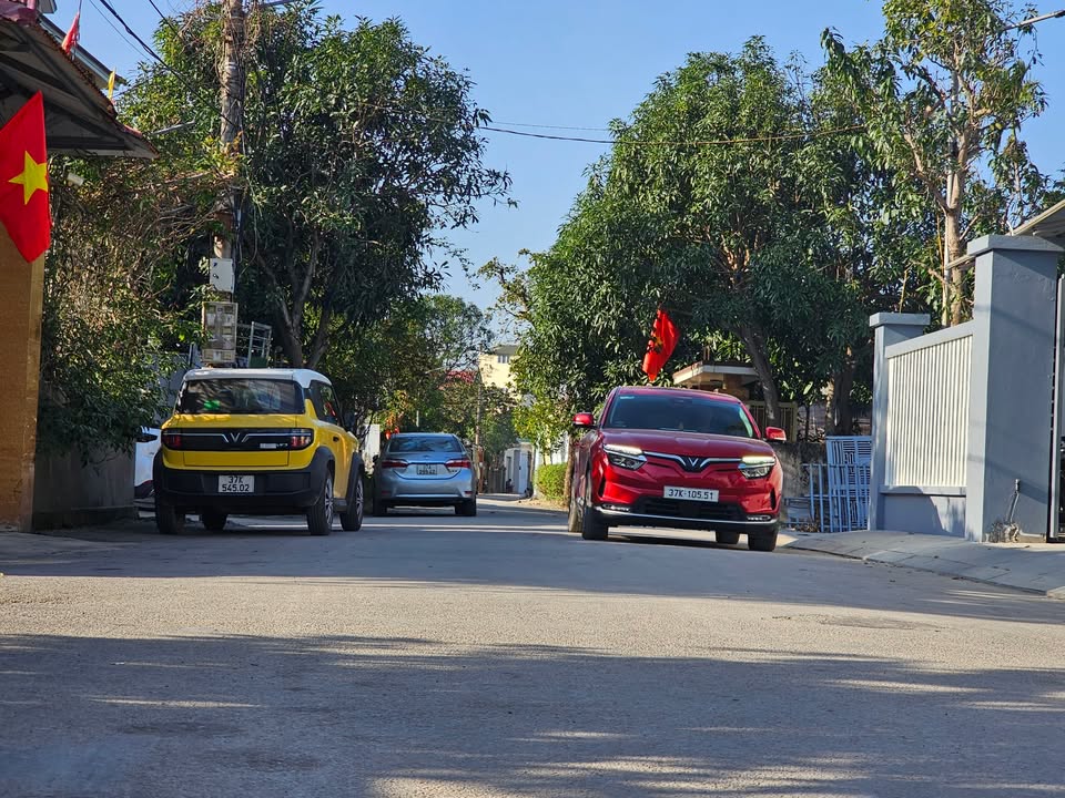 Đất nền Quán Bàu 90m² giá 4 tỷ - Sổ đỏ chính chủ, ô tô tránh nhau!