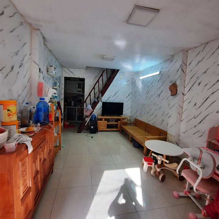 Nhà riêng Ngõ 106 Lê Lai, Ngô Quyền, Hải Phòng 24m² giá 1.4 tỷ - Sổ đỏ chính chủ!