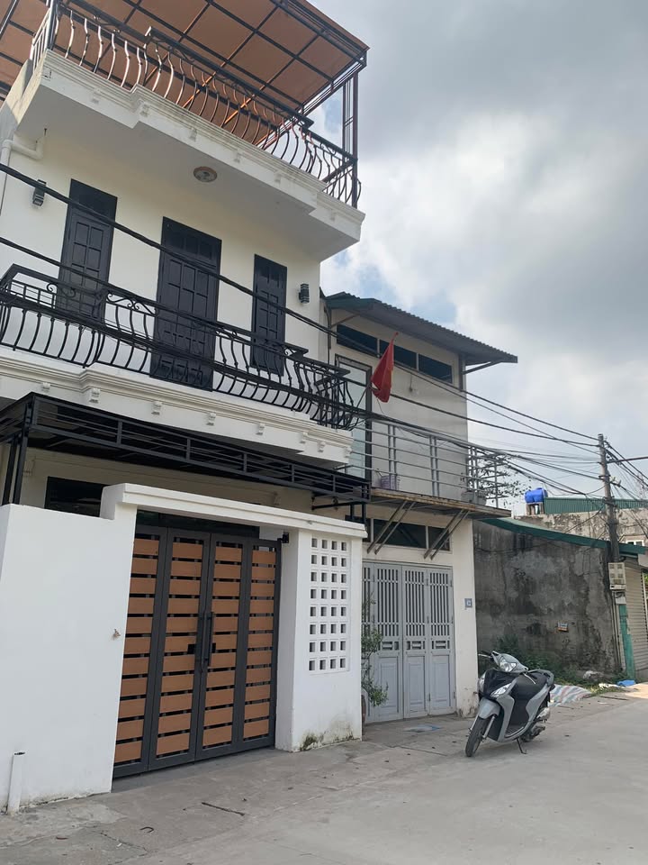 Nhà đẹp 3 tầng tại Nam Phù, Thanh Trì 53m² giá 6.5 tỷ - Ô tô tránh trước nhà!