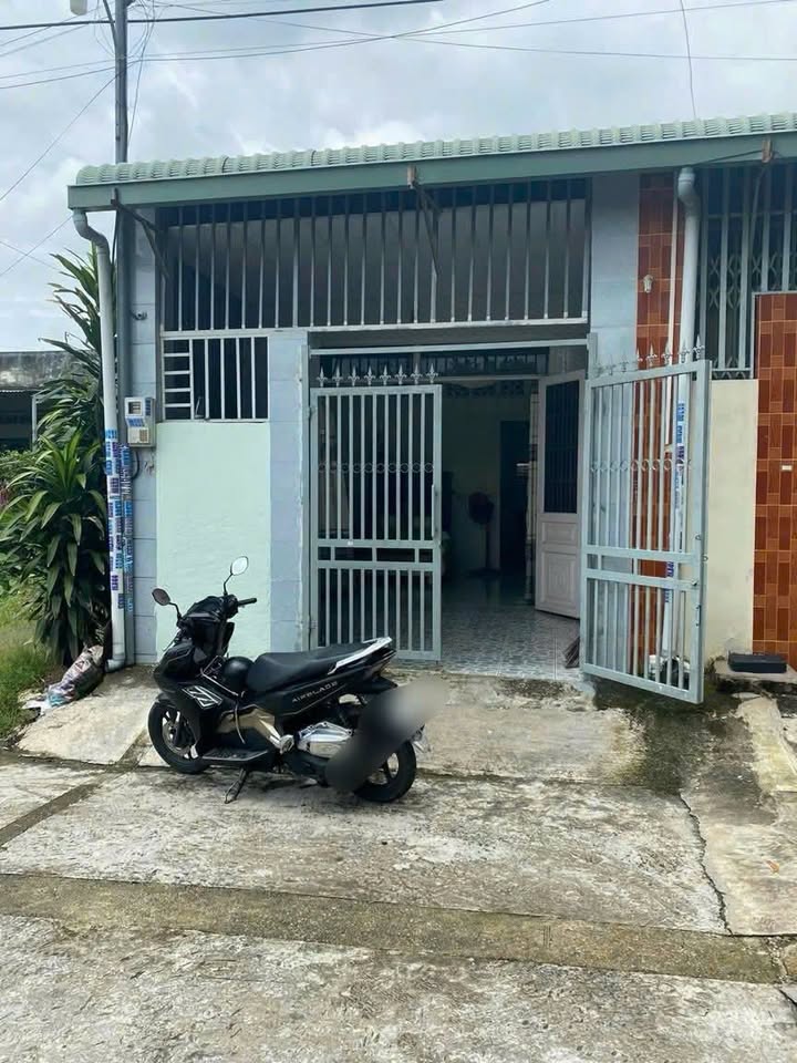 Nhà 3 phòng ngủ Trảng Dài Biên Hòa 64m² giá 1.18 tỷ - Bán gấp, hẻm thông!