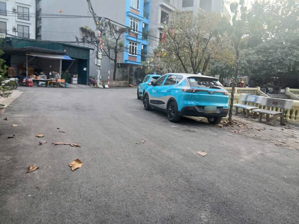 Đất Quang Tiến, Nam Từ Liêm 50m² giá 8 tỷ - Ô tô vào thoải mái, tiện ích đầy đủ!