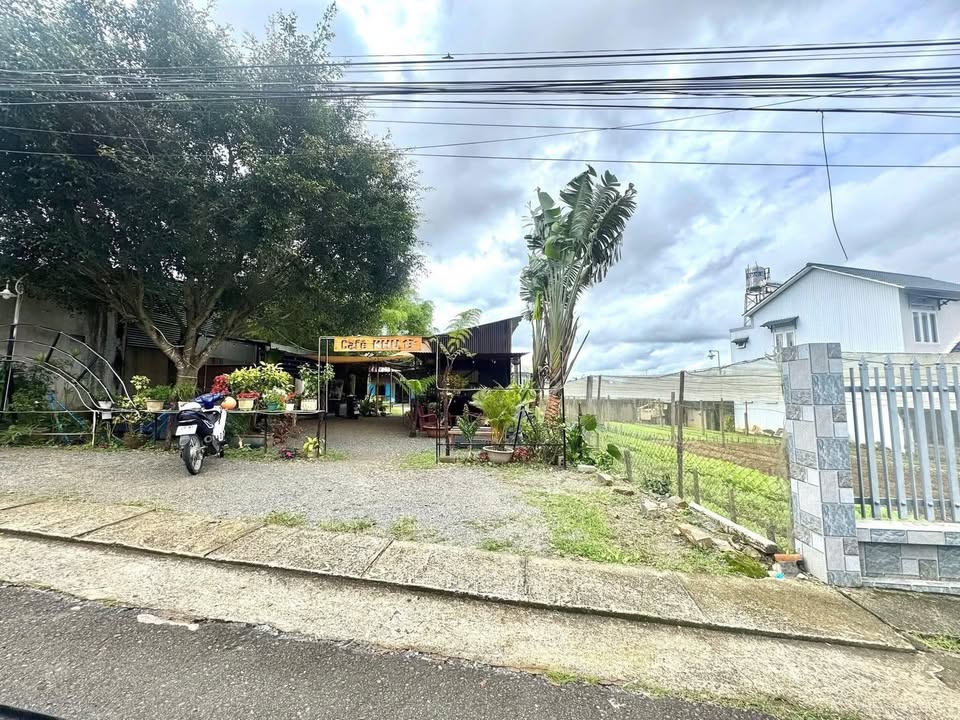 Townhouse mặt tiền Châu Văn Liêm, Bảo Lộc 456m² giá 6.2 tỷ - Sổ hồng chính chủ