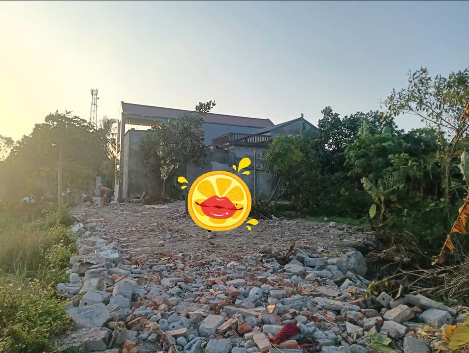 Đất nền La Sơn, Bình Lục 75m² giá 300 triệu - Vị trí đắc địa gần trung tâm hành chính!