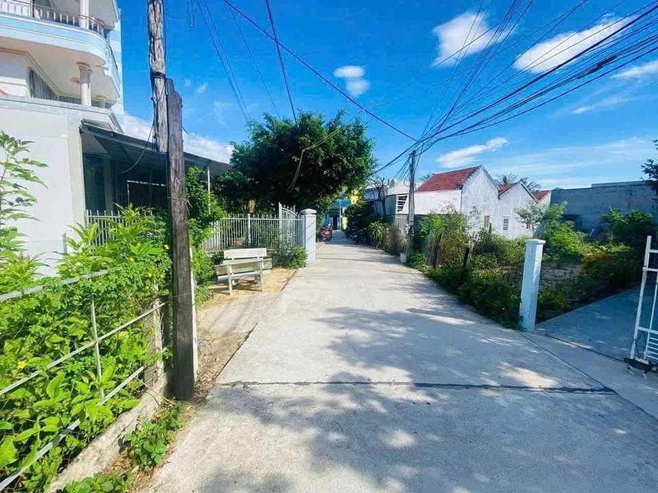 Đất mặt tiền Trần Nguyên Hãn, Vạn Giã 114.7m² giá 2.3 tỷ - Đầu tư sinh lời ngay!