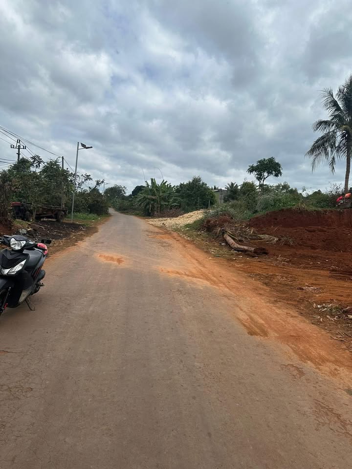 Đất nền Ea Kiết Cư M'gar 300m² giá 600 triệu - Đường quy hoạch rộng rãi!