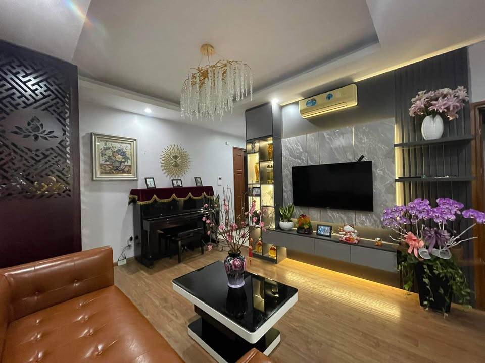 Căn hộ The Pride Hà Đông 75m² giá 5 tỷ - Thiết kế đẹp, sổ đỏ chính chủ!