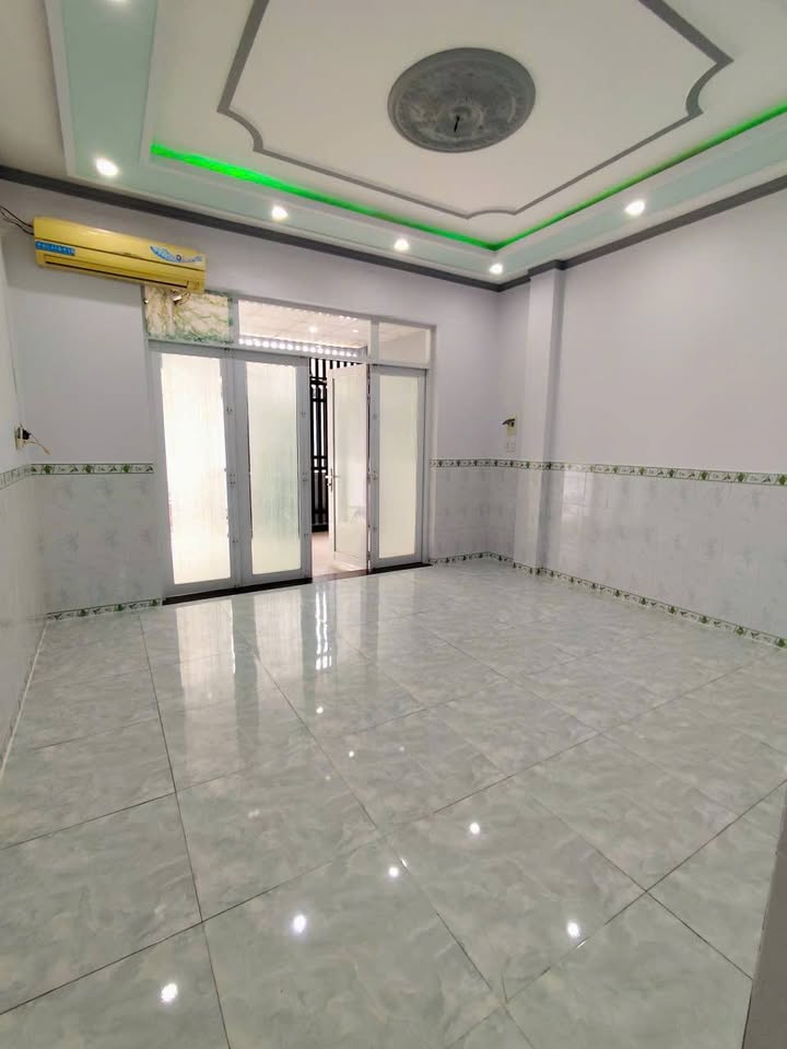 Nhà mặt tiền cho thuê Phường Tân Phong, Biên Hòa 85m² - Kinh doanh online thuận lợi!