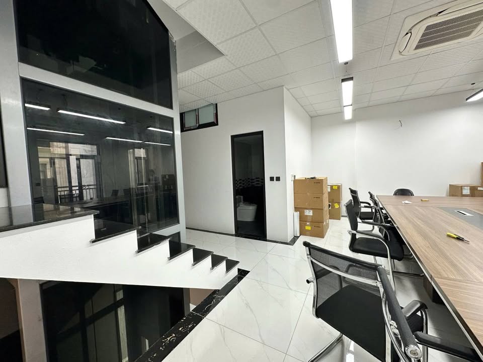 Bán gấp townhouse Him Lam Vạn Phúc Hà Đông 92m² giá 38 tỷ - Kinh doanh sầm uất!