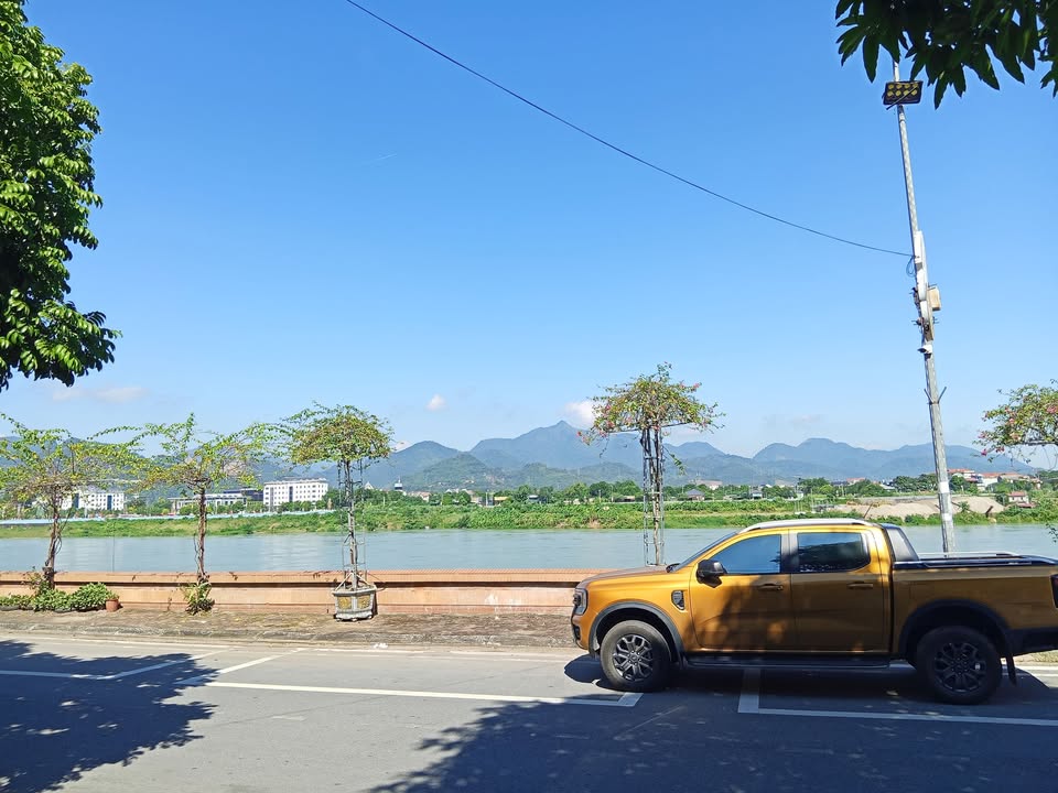 Nhà mặt tiền Đê Đà Giang, Phường Hòa Bình 130m² - Kinh doanh sầm uất, sổ hồng chính chủ!