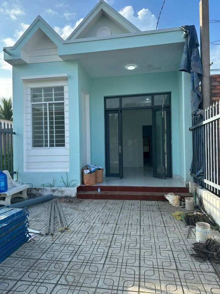 Nhà phố An Hội, Vĩnh Long 113m² giá 1.1 tỷ - Sổ đỏ chính chủ, hỗ trợ vay ngân hàng!