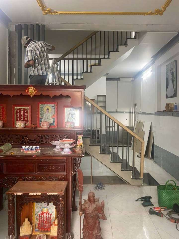 Nhà bán quận Bình Chánh 40m² giá 1.55 tỷ - Chính chủ giao dịch!