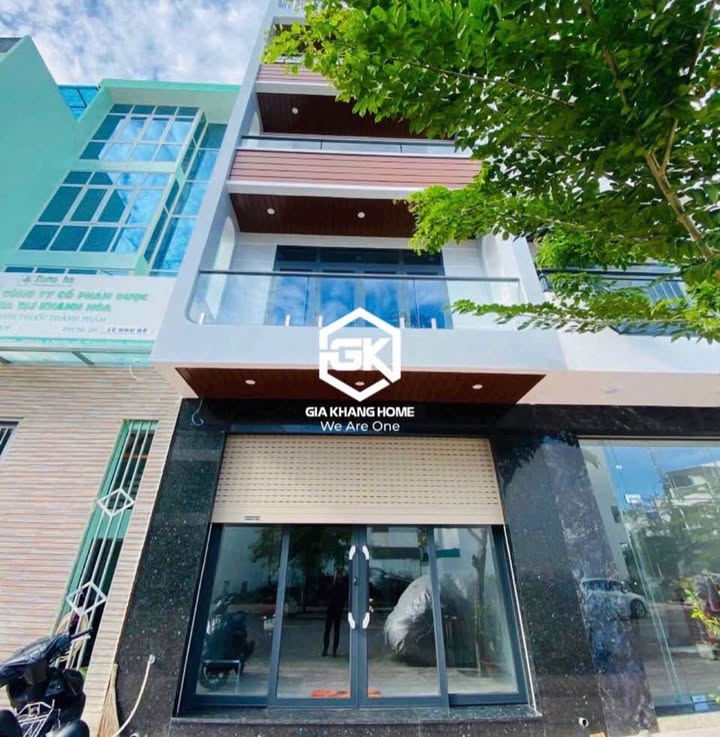 Cho thuê nhà nguyên căn 4 tầng KDT Hà Quang 2, Nha Trang 400m² giá 30 triệu - Thang máy tiện lợi cho kinh doanh