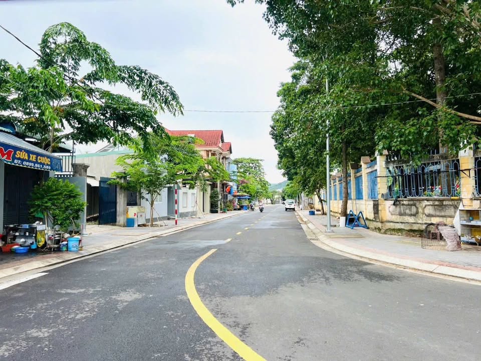 Đất thổ cư Long Hương Bà Rịa 143m² giá 3.8 tỷ - Mặt tiền nhựa, cách CMT8 chỉ 200m!