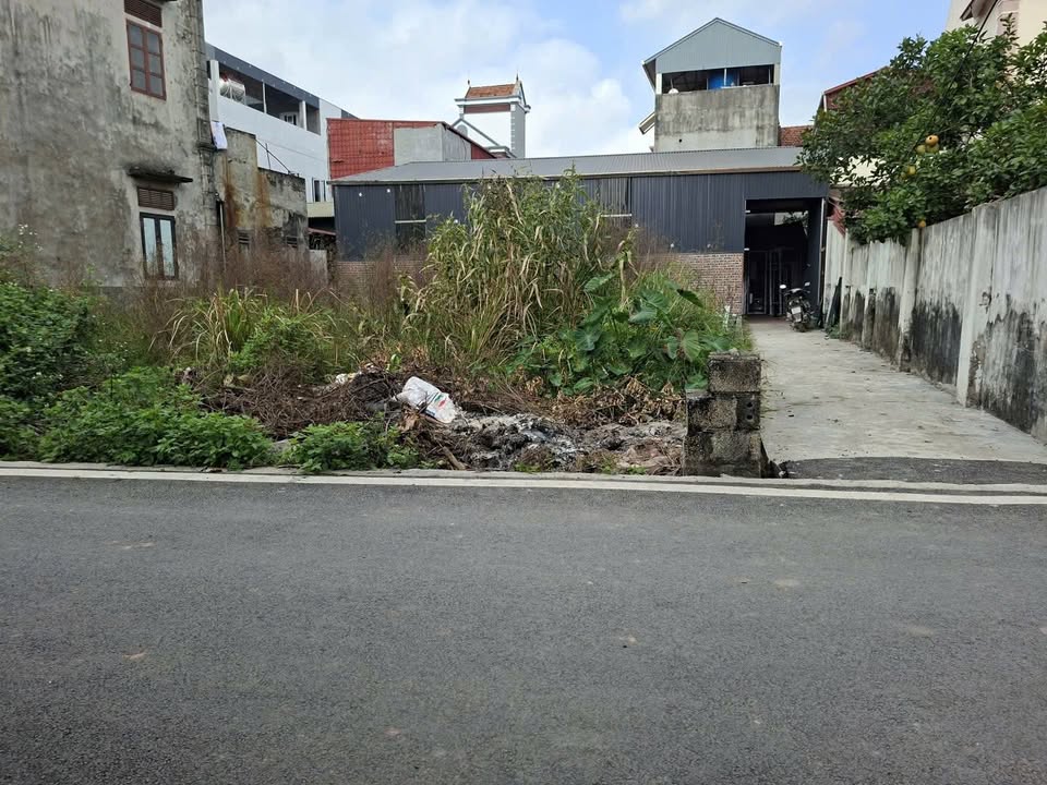 Đất nền Sở Đông, Long Hưng, Văn Giang 72m² giá 4 tỷ - Sổ đỏ chính chủ, vị trí đắc địa!