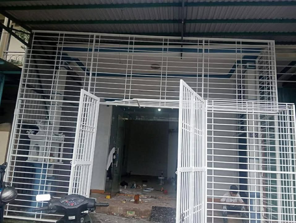 Nhà mặt tiền Quốc Lộ 1A - Thị trấn Ái Tử, 154m² giá 1.8 tỷ - Đầu tư sinh lời ngay!