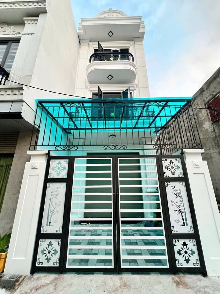 Nhà 3 tầng Vân Tra, An Đồng, 55m² giá 2.85 tỷ - Ô tô đỗ cửa, gần chợ!