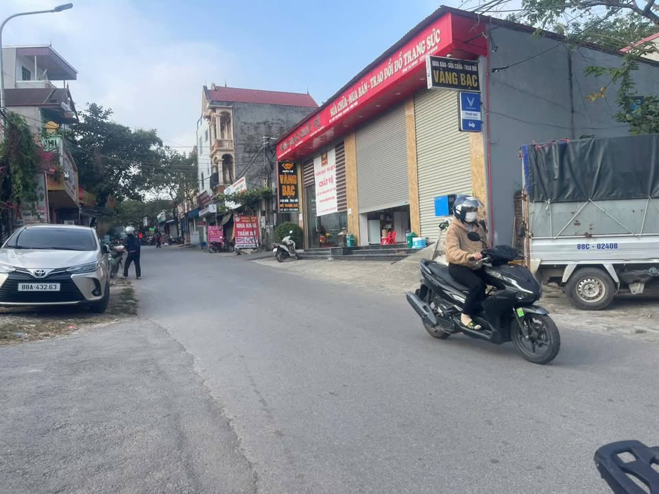 Đất kinh doanh 2 mặt tiền tại Tam Quan, 117m², giá 2 tỷ - Cơ hội đầu tư hấp dẫn!