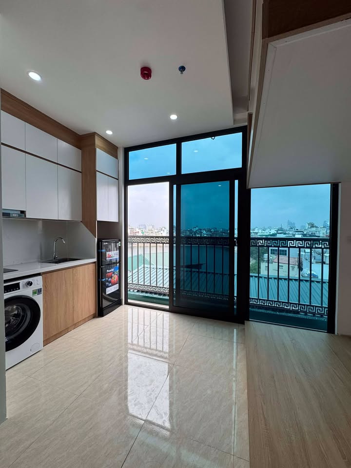 Căn hộ cho thuê tại 88 Trần Quý Cáp, Đống Đa - Nội thất đầy đủ, view hồ thoáng mát!