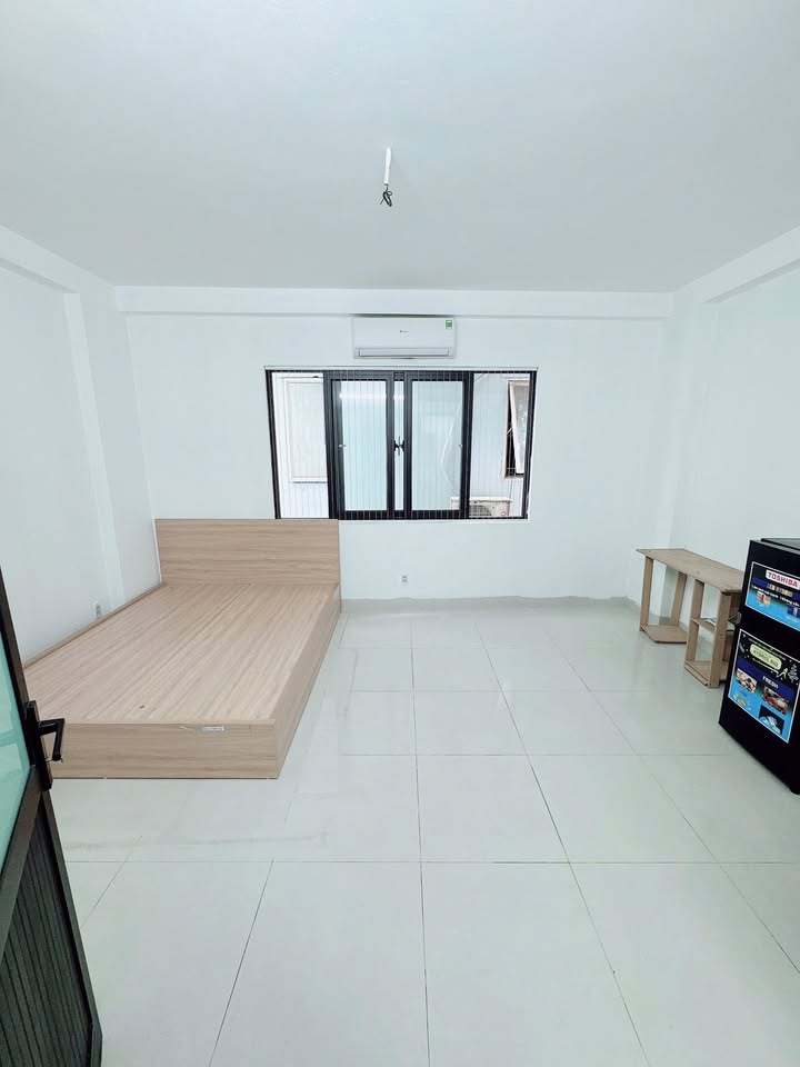 Cho thuê CCMN Ngõ 44 Pháo Đài Láng 30m² giá 4 triệu - Không chung chủ, tự do giờ giấc!