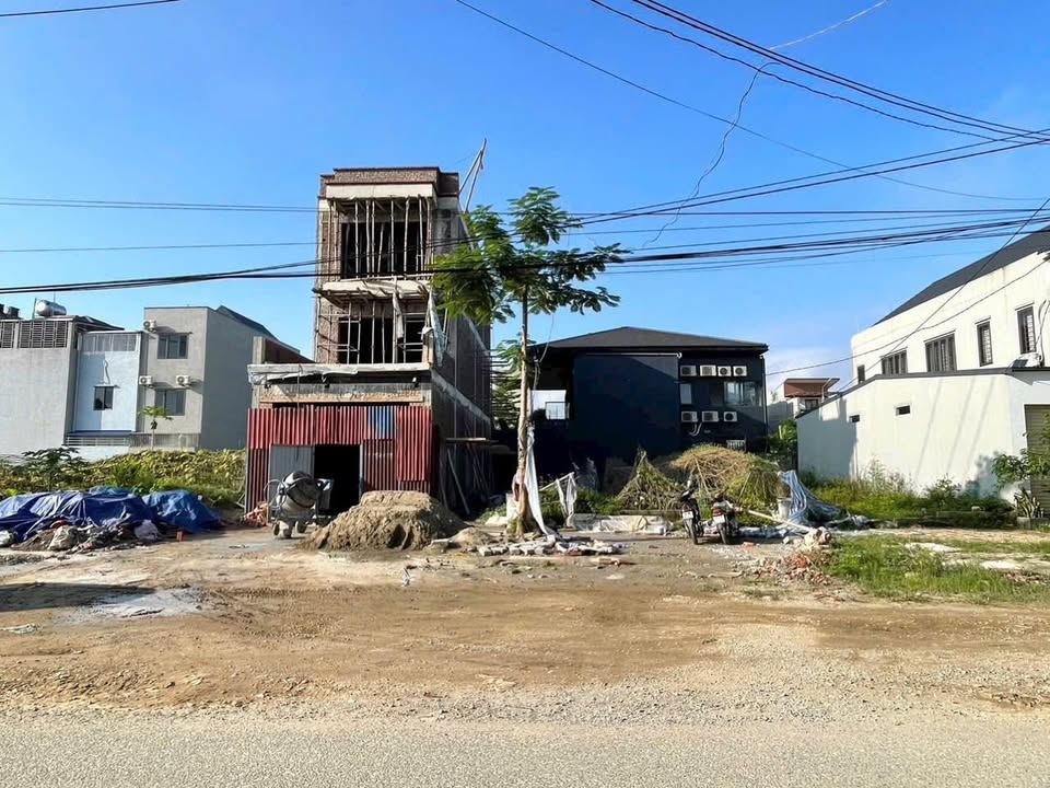 Đất nền Thái Nguyên 100m² giá 3.8 tỷ - Vị trí kinh doanh tuyệt vời!