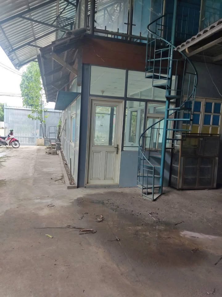 Cho thuê kho xưởng 1200m² đường Đồng Khởi, Biên Hòa - Giá chỉ 50 triệu/tháng!