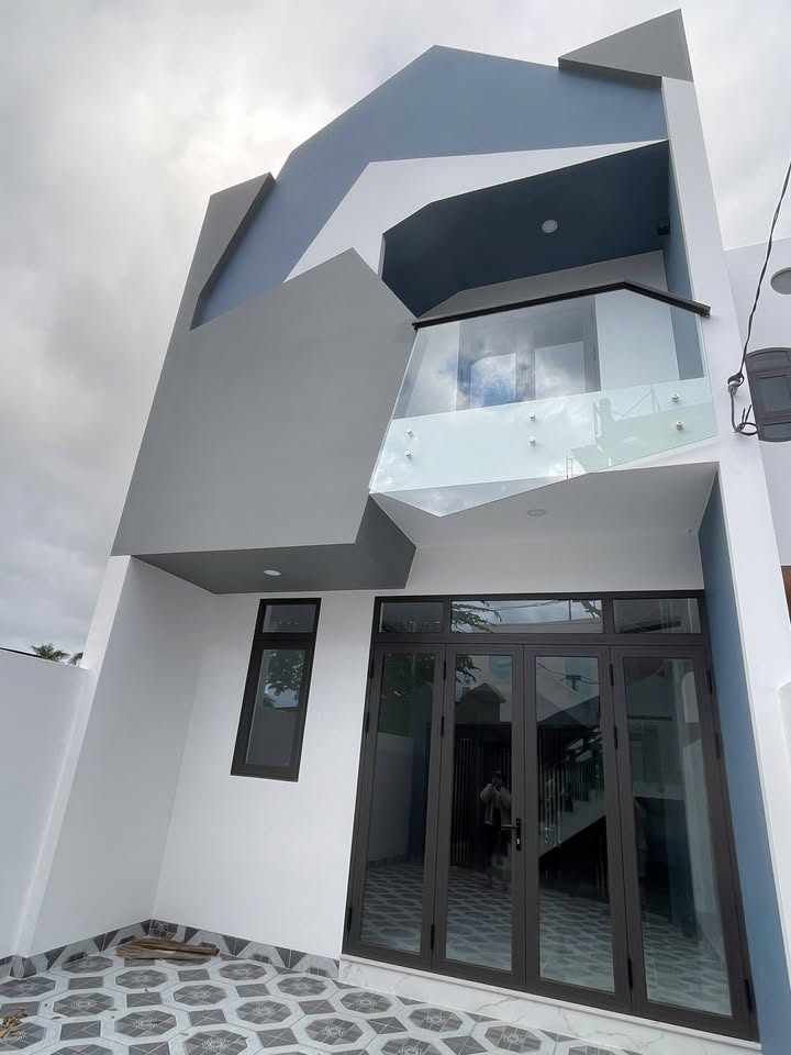 Nhà 2 tầng hẻm ô tô đường Cầu Dứa Phú Nông 124.9m² giá 6.999 tỷ - Đầu tư sinh lời hấp dẫn!