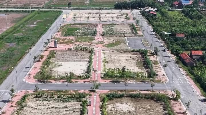 Đất nền đẹp tại Đại Lộ Sông Hồng, Ân Thi, Hưng Yên - Giá chỉ 2.22 tỷ!