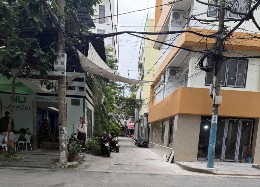 Nhà phố tại Mỹ An, Đà Nẵng 58m² giá 7 tỷ - Cách biển Mỹ Khê chỉ 200m!