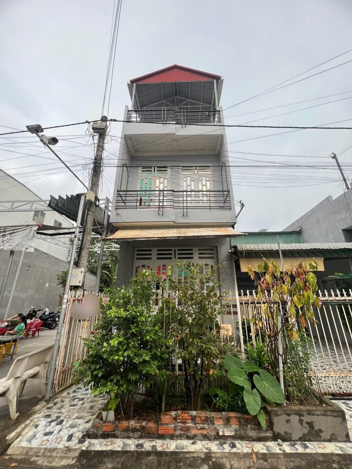 Nhà 2 lầu đường Lý Phật Mã, Bình Đức, Long Xuyên - Diện tích 68m², giá thỏa thuận!