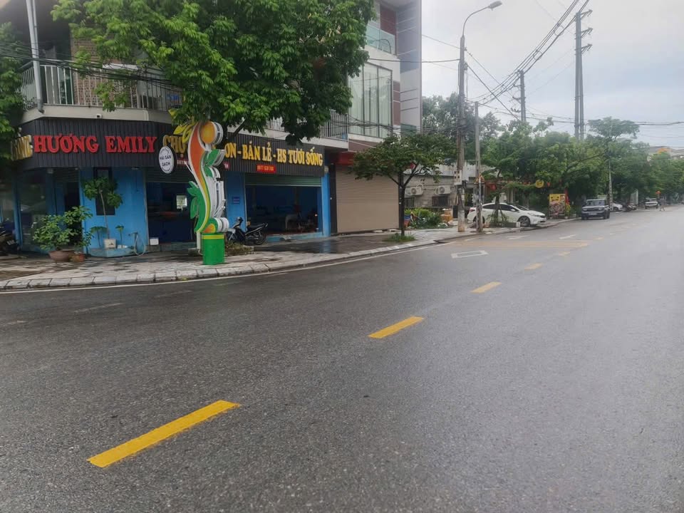 Đất nền Vĩnh Yên 230m² giá thỏa thuận - Vị trí kinh doanh đắc địa!